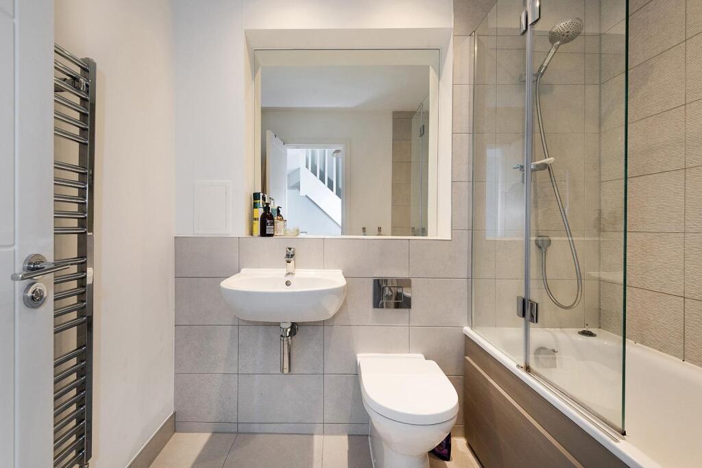 House in Tunbridge Wells, Knights Wood, Sherwood - More
