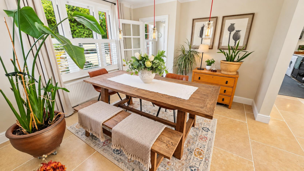 House in Northampton - View 5