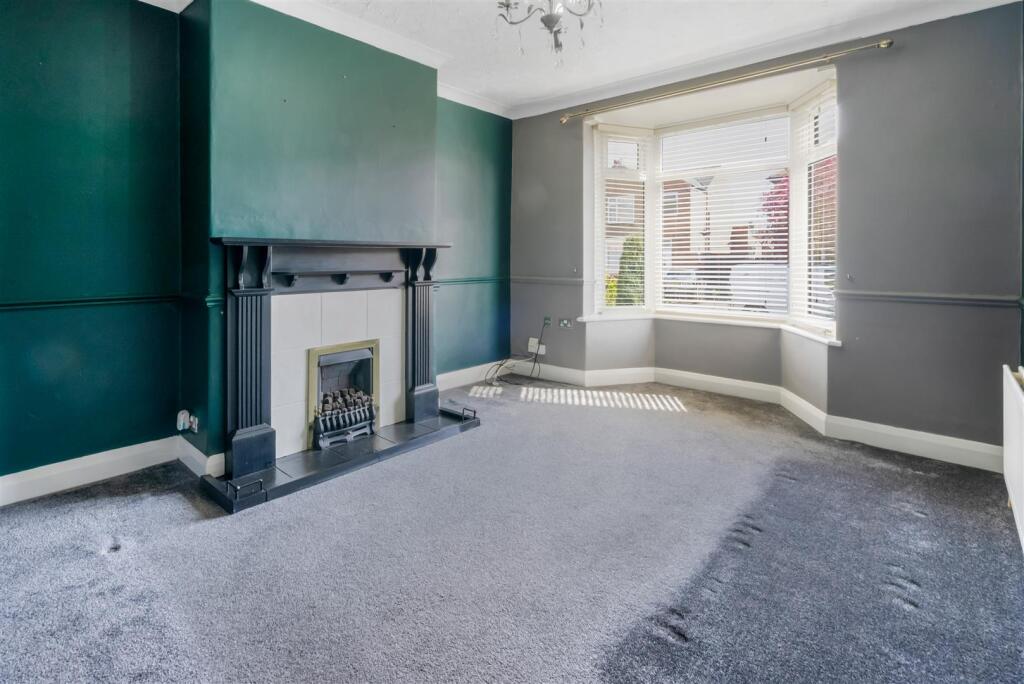 House in Darlington, Cockerton - More
