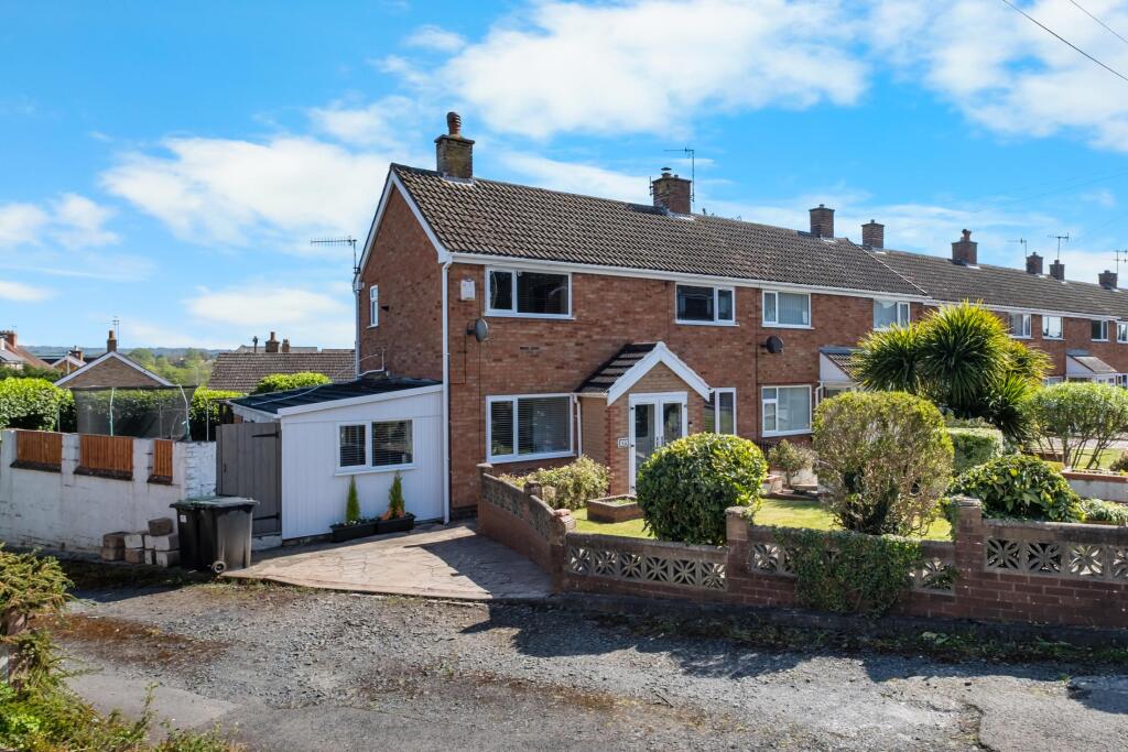 Main image of property: Foxwalks Avenue, Bromsgrove B61 7NE