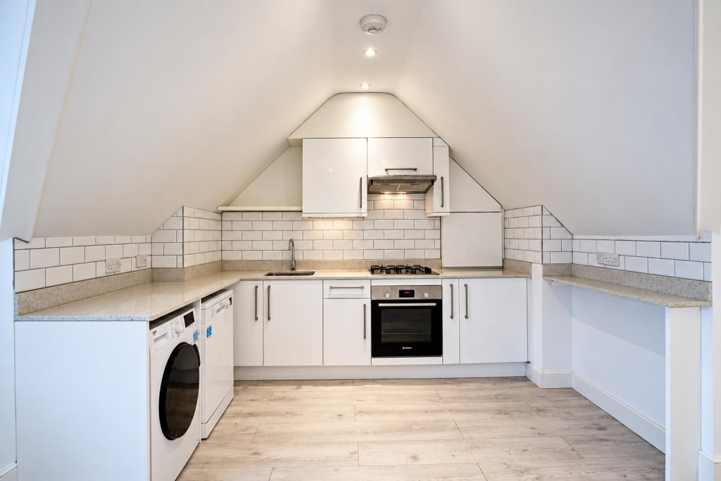 Apartment in St Leonards-on-Sea, St Leonards Green - View 3