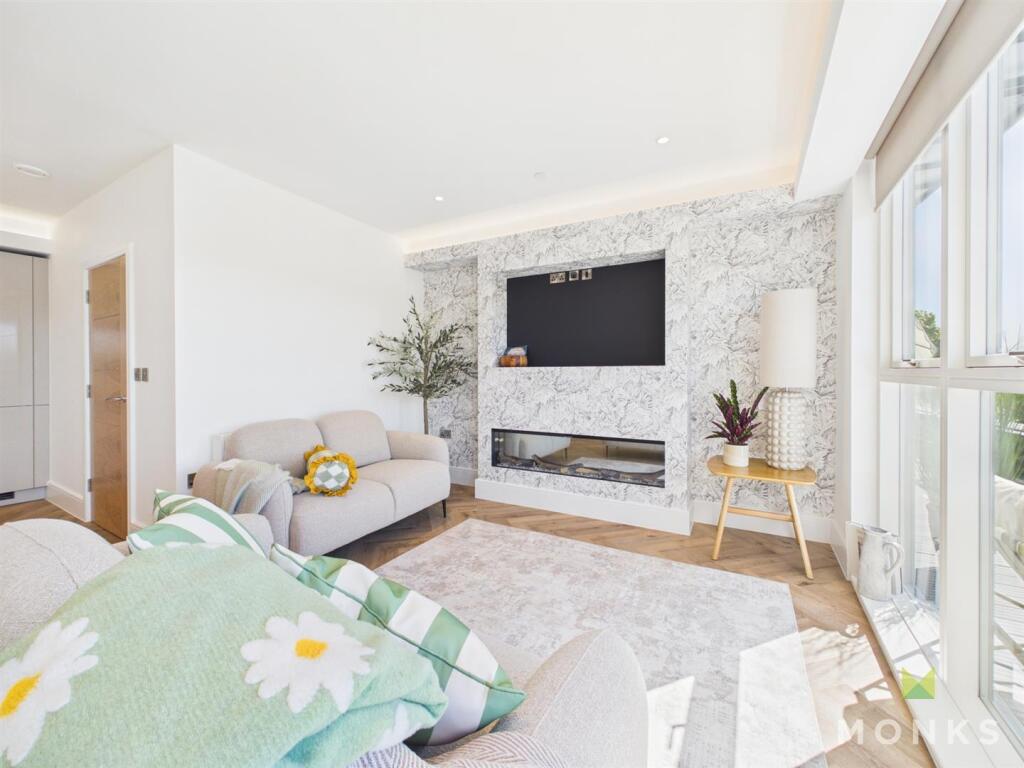 Apartment in Shrewsbury - View 4