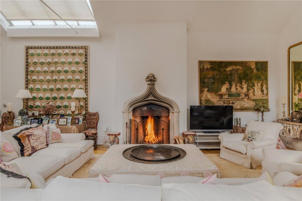 House in London - More