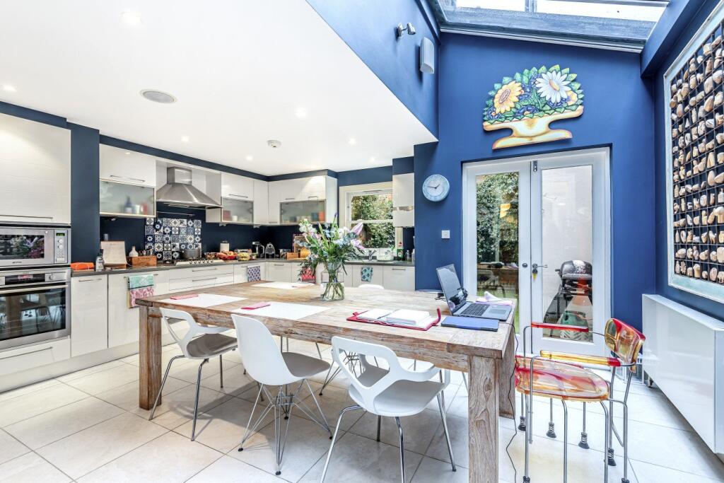 House in London - View 4