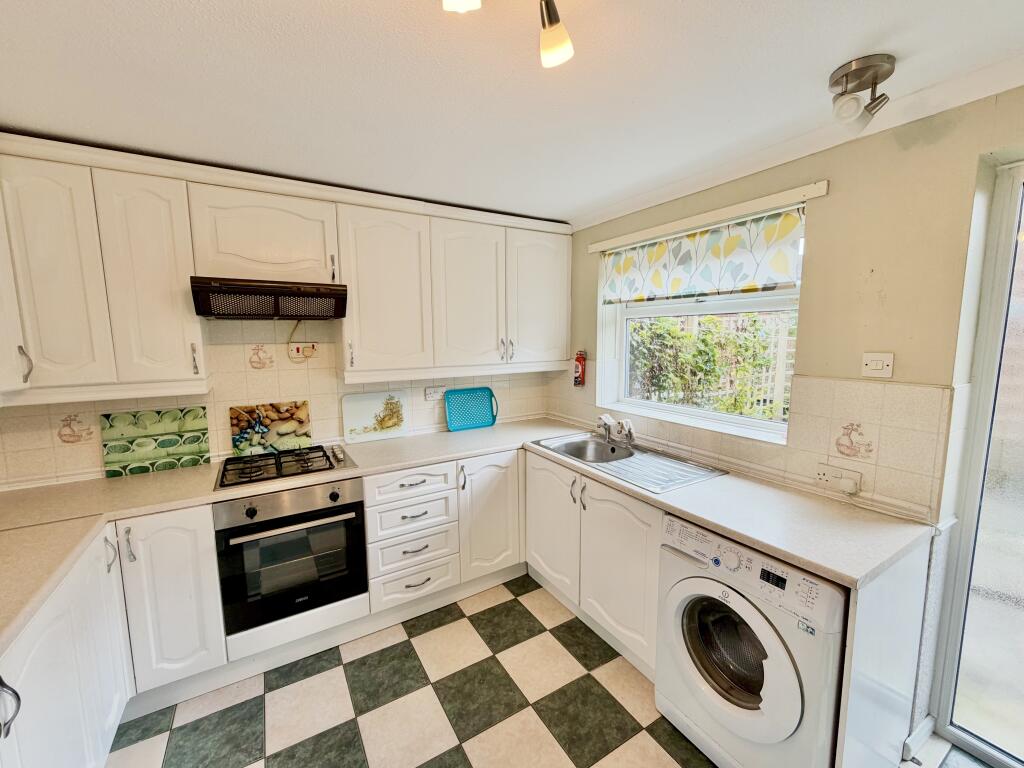 Carlow Close, Guisborough, Redcar And Cleveland photo 3