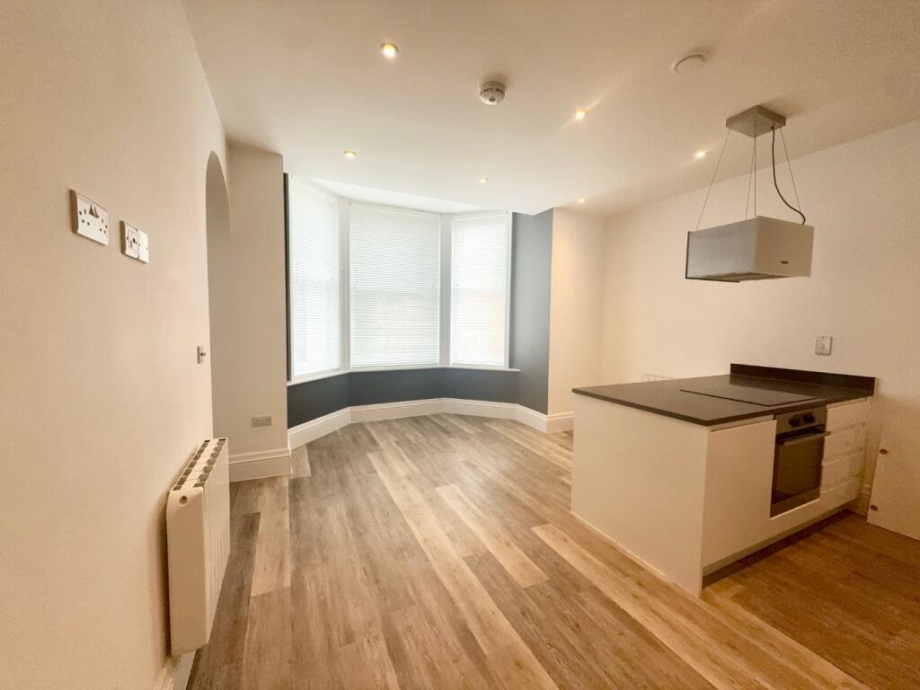 Apartment in Nottingham, Hockley, The Park - View 4