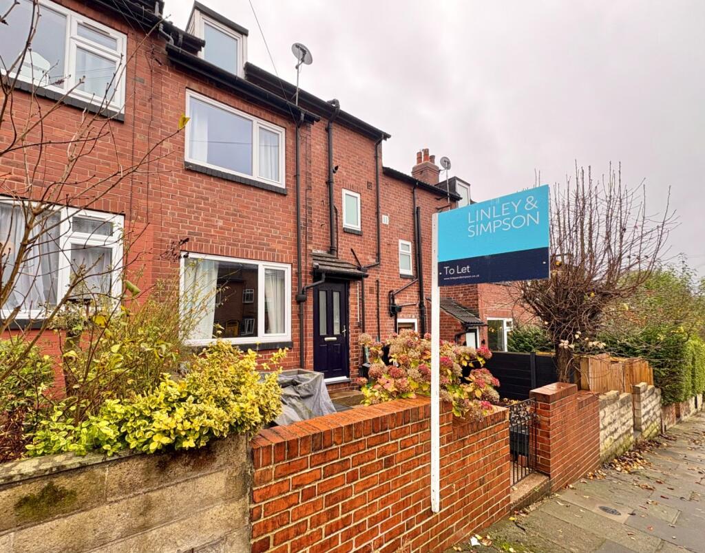 Main image of property: Norman View, Leeds, Kirkstall, LS5