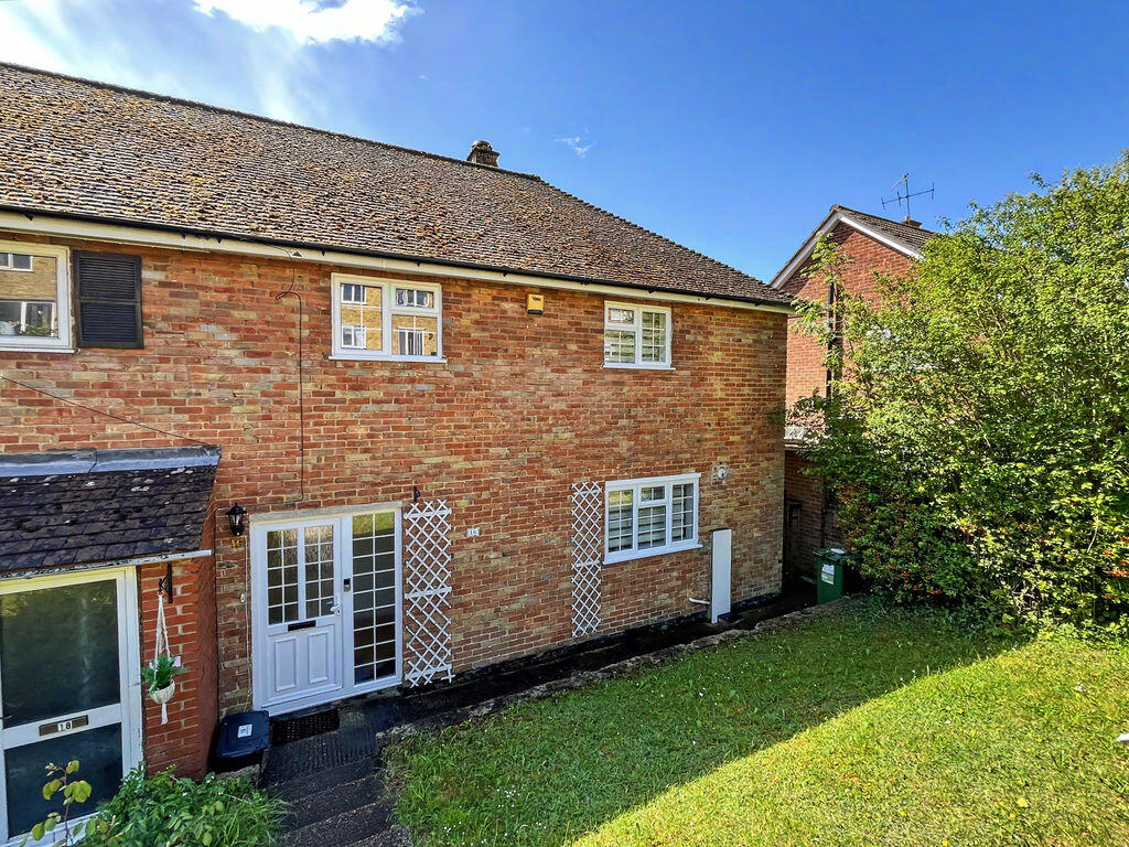 Main image of property: Colne Road - Modern Kitchen - Beautifully Presented
