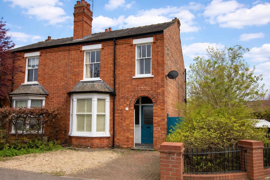 2-bed house on Hykeham Road, Lincoln, £189,950
