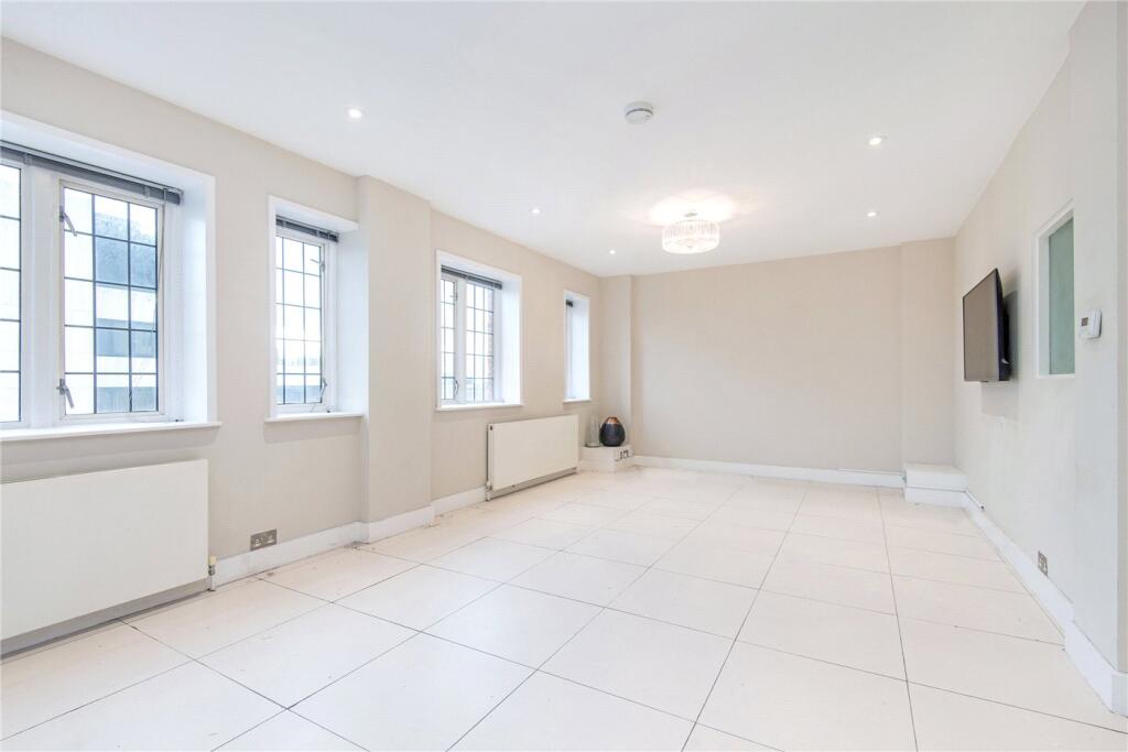 Main image of property: Wellington Court, 55-67 Wellington Road, St John's Wood, London, NW8