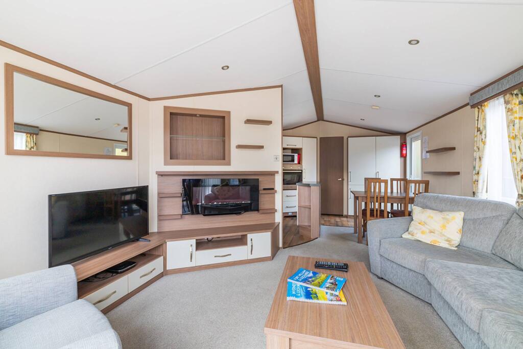 18 Loch Ness Highland Resort, Fort Augustus, PH32 4BG photo 2