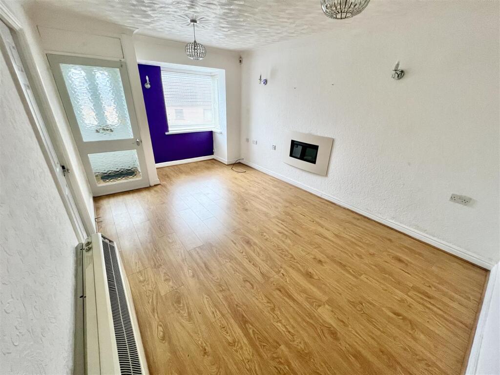 Additional image 3 of Cheyne Gardens, Hall Green, Birmingham