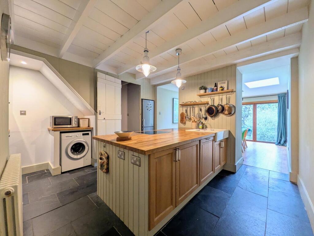 House in Truro, Mylor - View 5