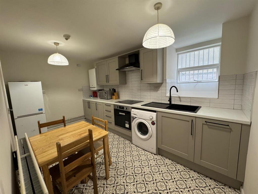 Main image of property: GF 383a Crookesmoor Road, Crookesmoor