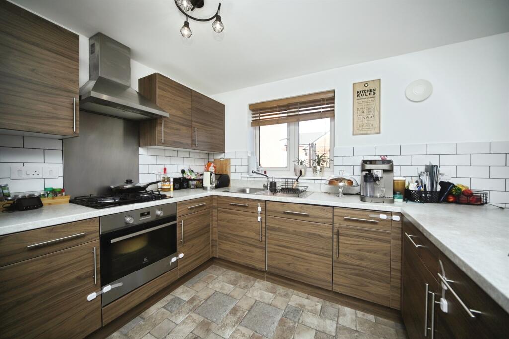 Beacon Close, Bathpool, Taunton - View 5