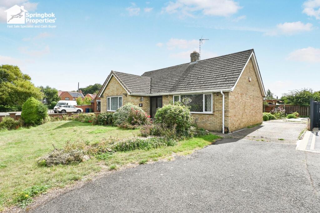3-bed bungalow on St Mary's Close, Wisbech, Cambridgeshire, £200,000