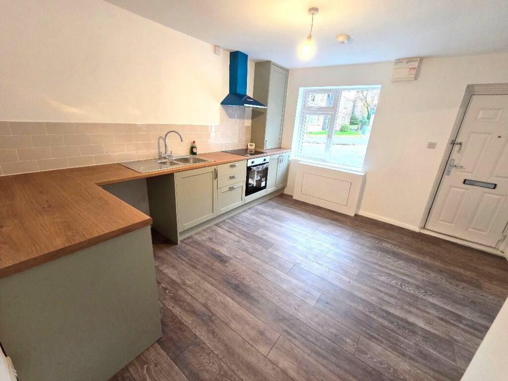 Brook Street, Sutton-In-Ashfield photo 3