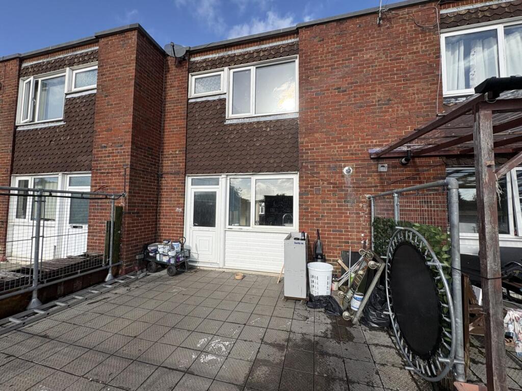 Apartment in Waverley, Frith Hill, Godalming