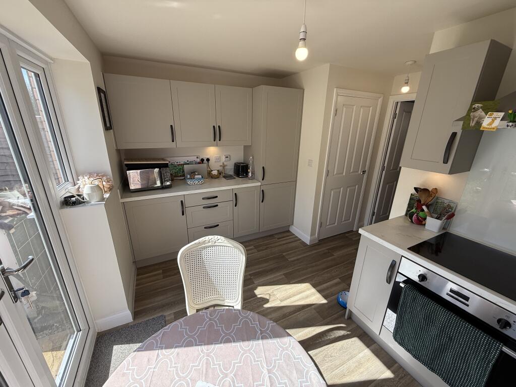 Additional image 5 of Theobald Road