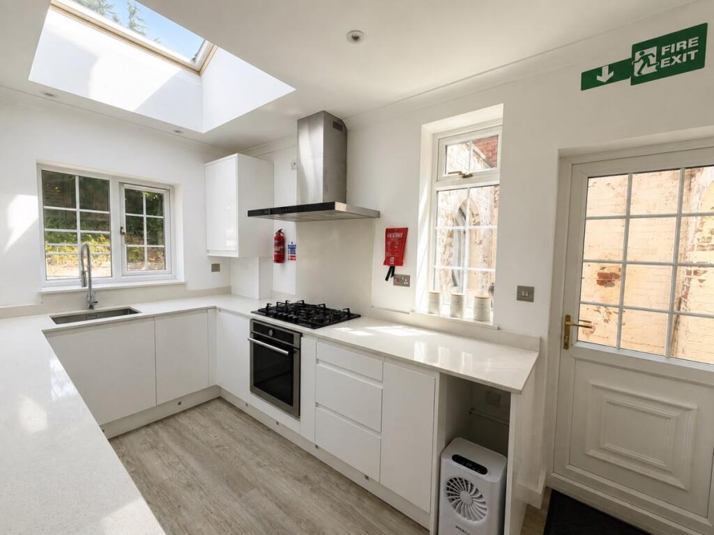 House in Hemel Hempstead - View 2