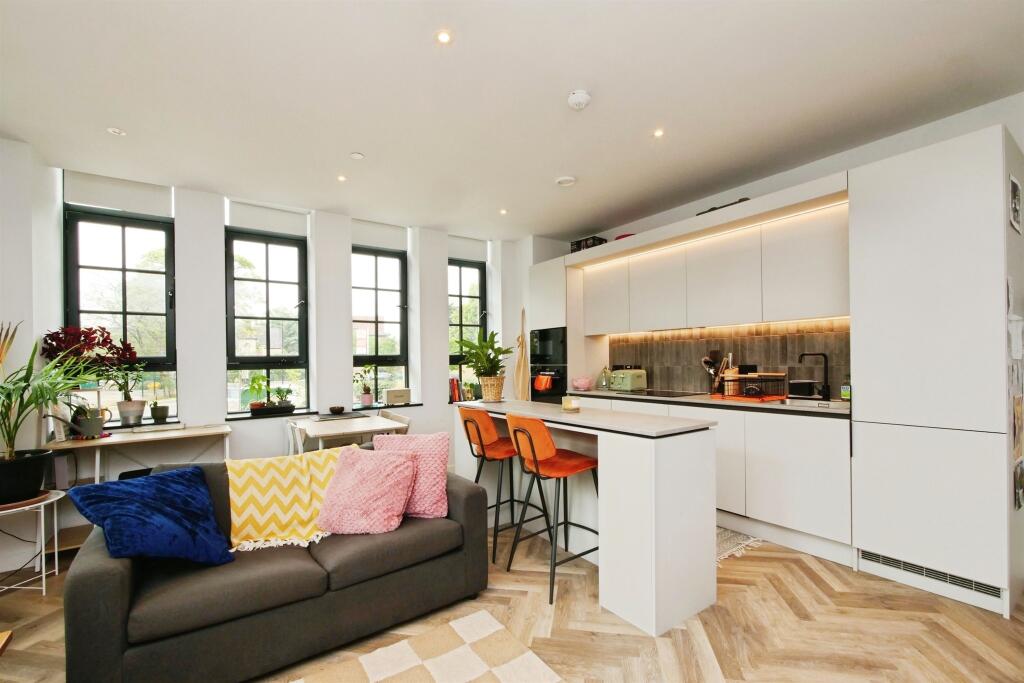 Apartment in York - View 5