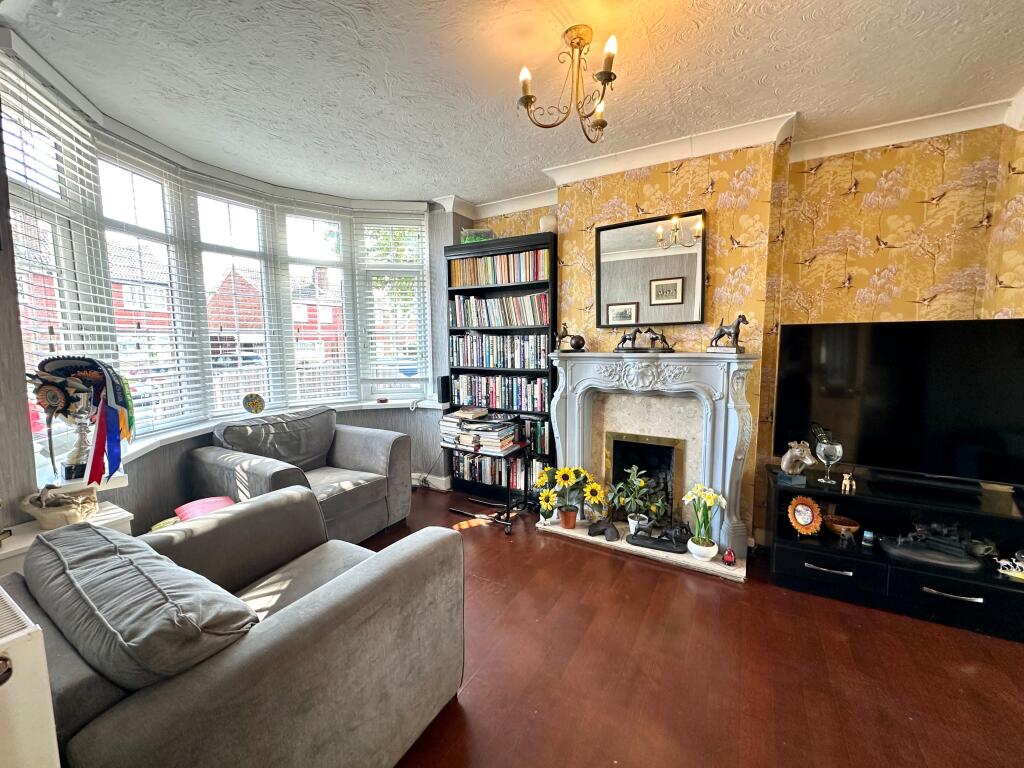 House in Sandwell, West Midlands - View 2