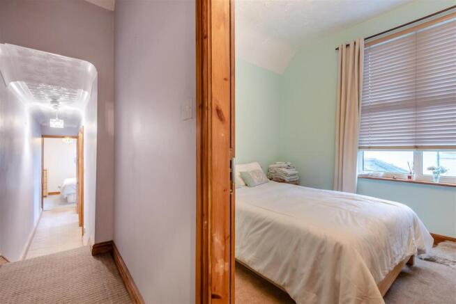 8672402-interior46.jpg