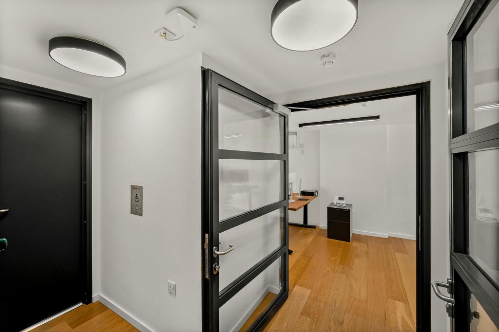 hall 1.jpg