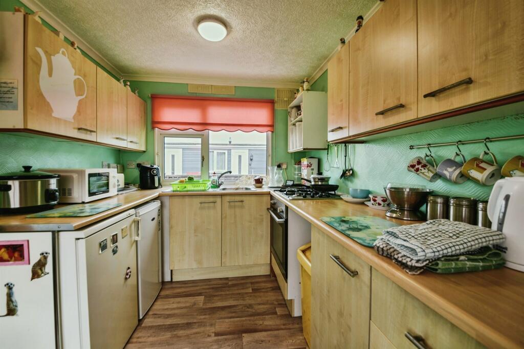 House in East Lindsey, Mablethorpe, Mablethorpe and Sutton - View 5