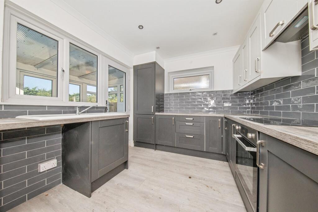 House in Clacton-on-Sea, Little Clacton - View 4