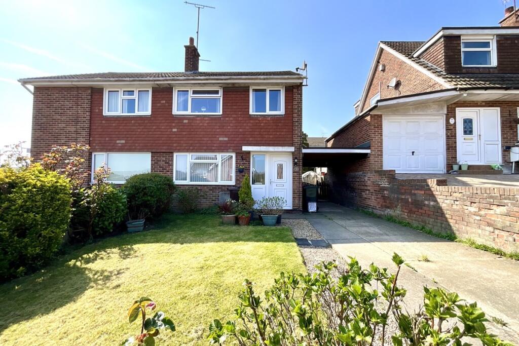 Main image of property: Windsor Rise, Aston, Sheffield, S26 2EW