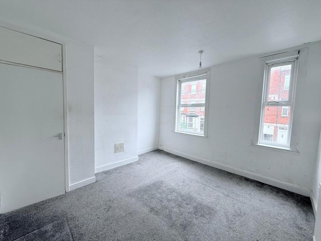 House in Nottingham, Nottinghamshire - View 5