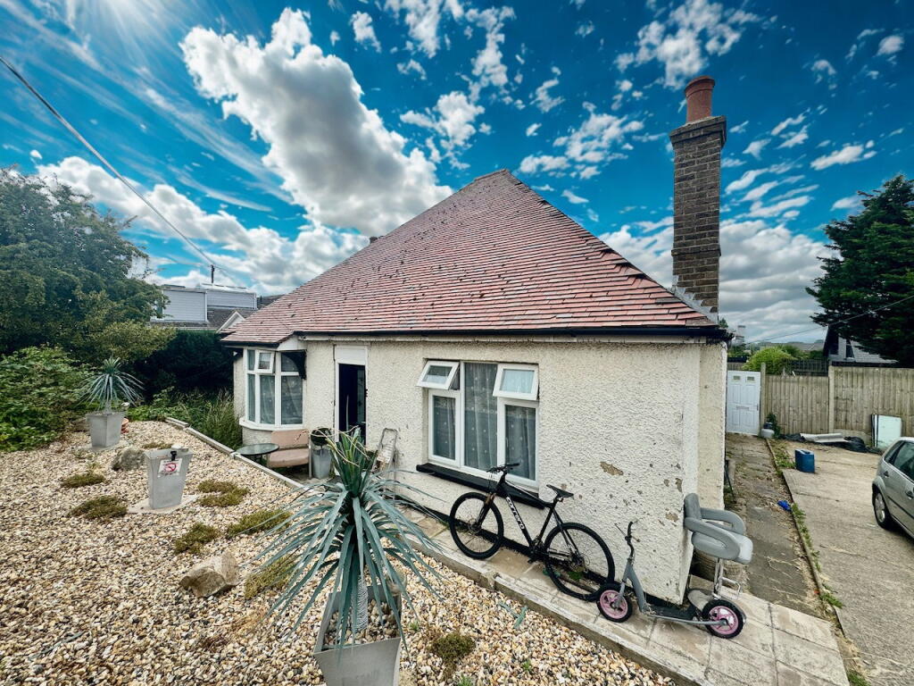 House in Canterbury - More