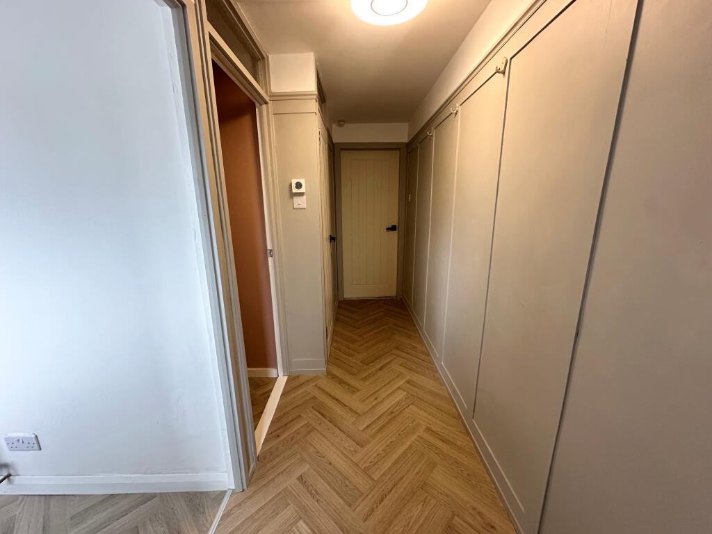 Apartment in East Kilbride, Canberra Area, Westwood - View 2