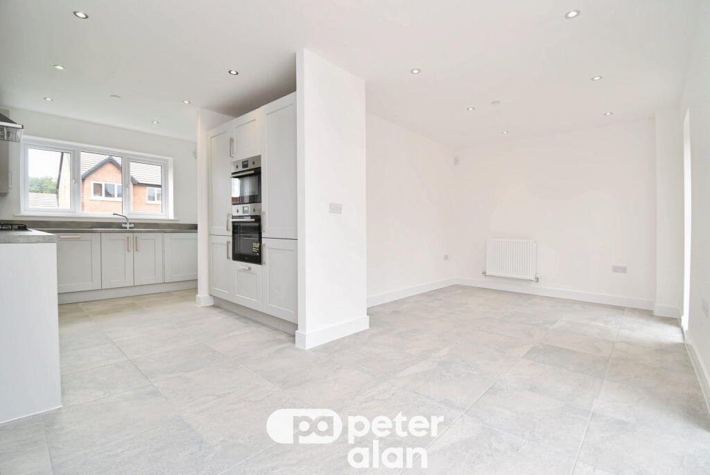 House in Newport, Llanwern - View 4