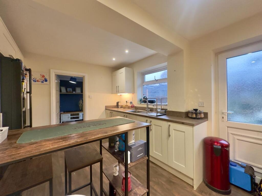 House in Northampton NN2, Kingsthorpe - View 5