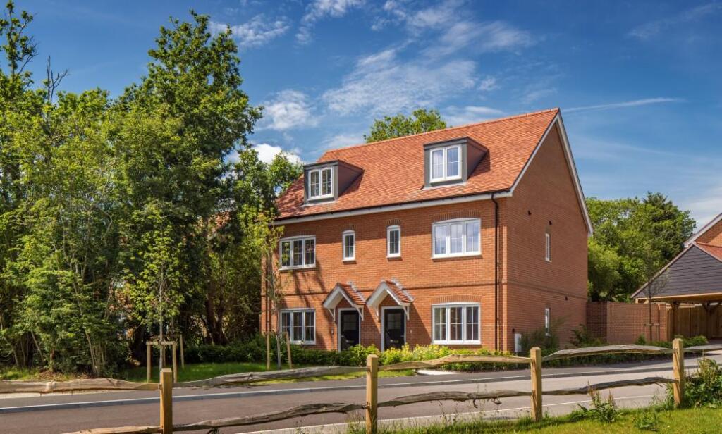 Main image of property: Crowborough,
East Sussex,
TN6 3RA