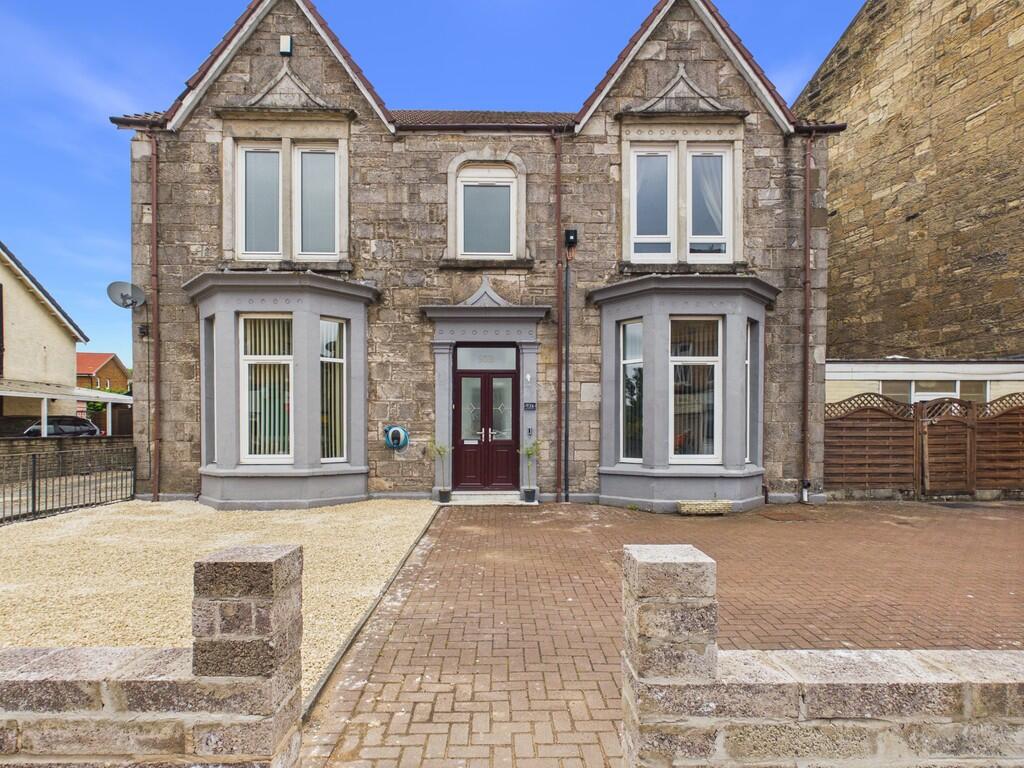 Main image of property: Glasgow Road, Dumbarton G82 1RE