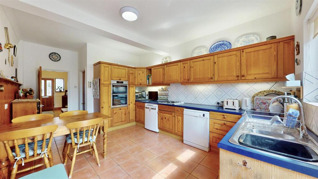 House in London - View 4