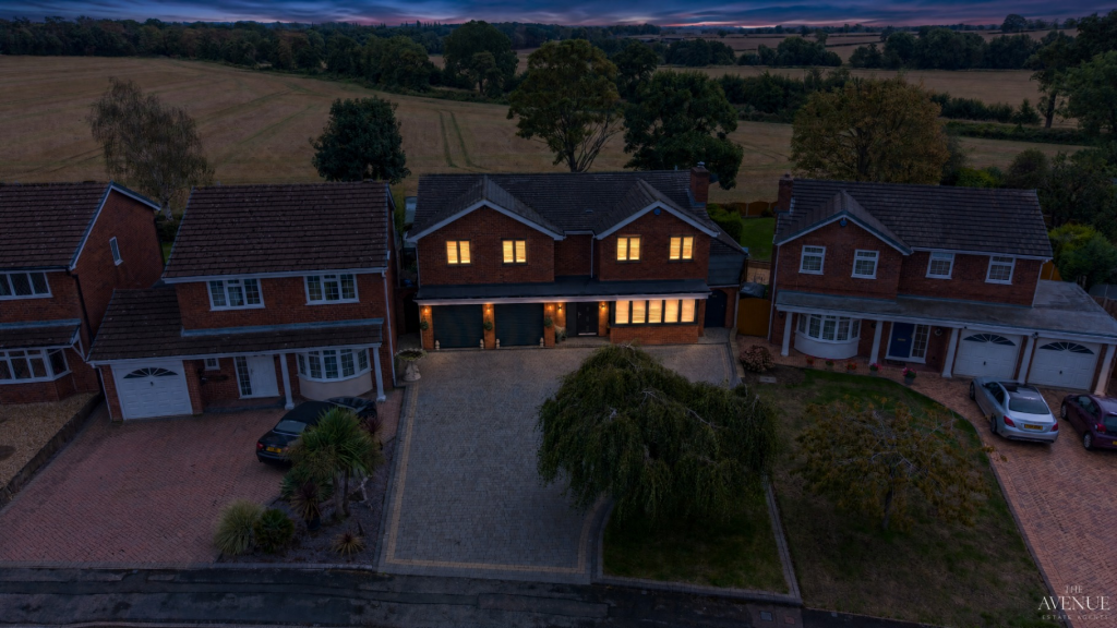 House in Lichfield, Fazeley - View 2