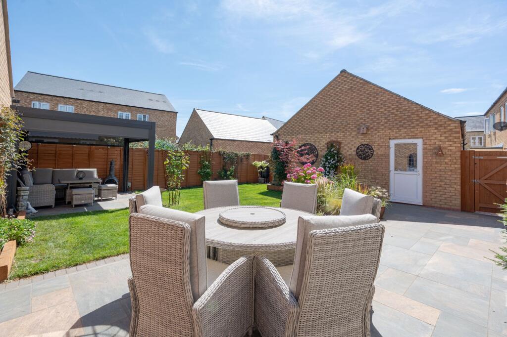 Hardmead, Bicester, OX26 - View 2