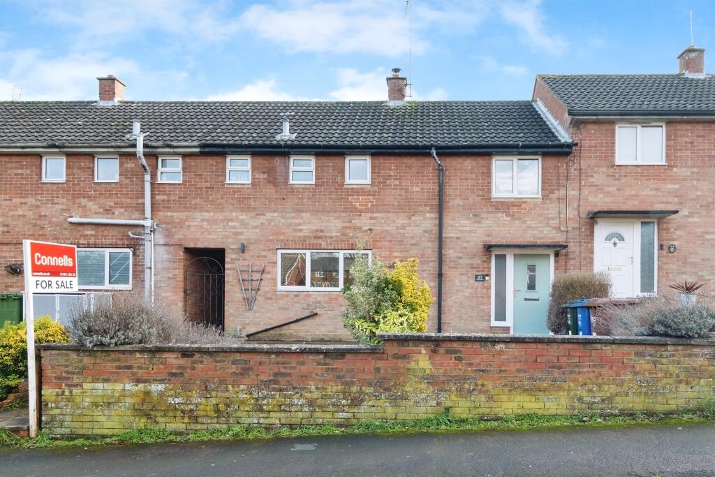Main image of property: Mold Crescent, Banbury