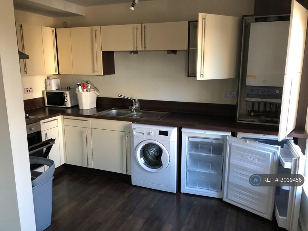 Apartment in Glasgow - More