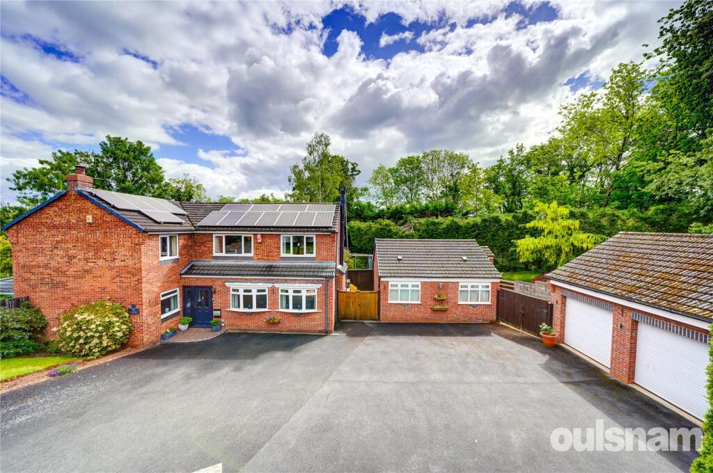 Main image of property: Hanbury Road, Droitwich, Worcestershire, WR9