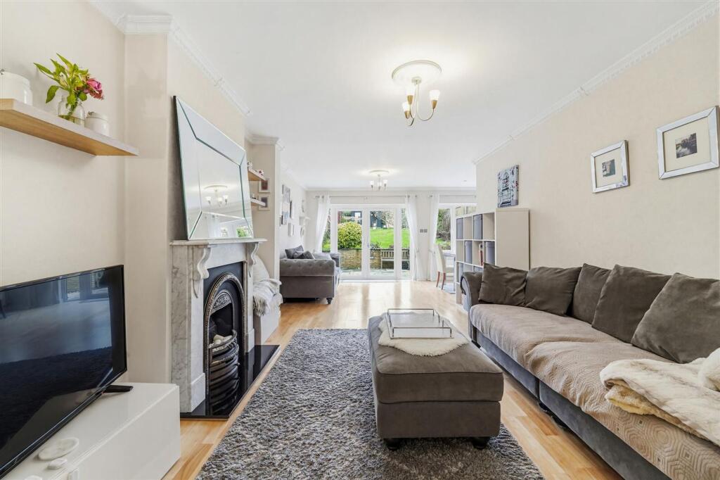 House in Kingston upon Thames - View 3