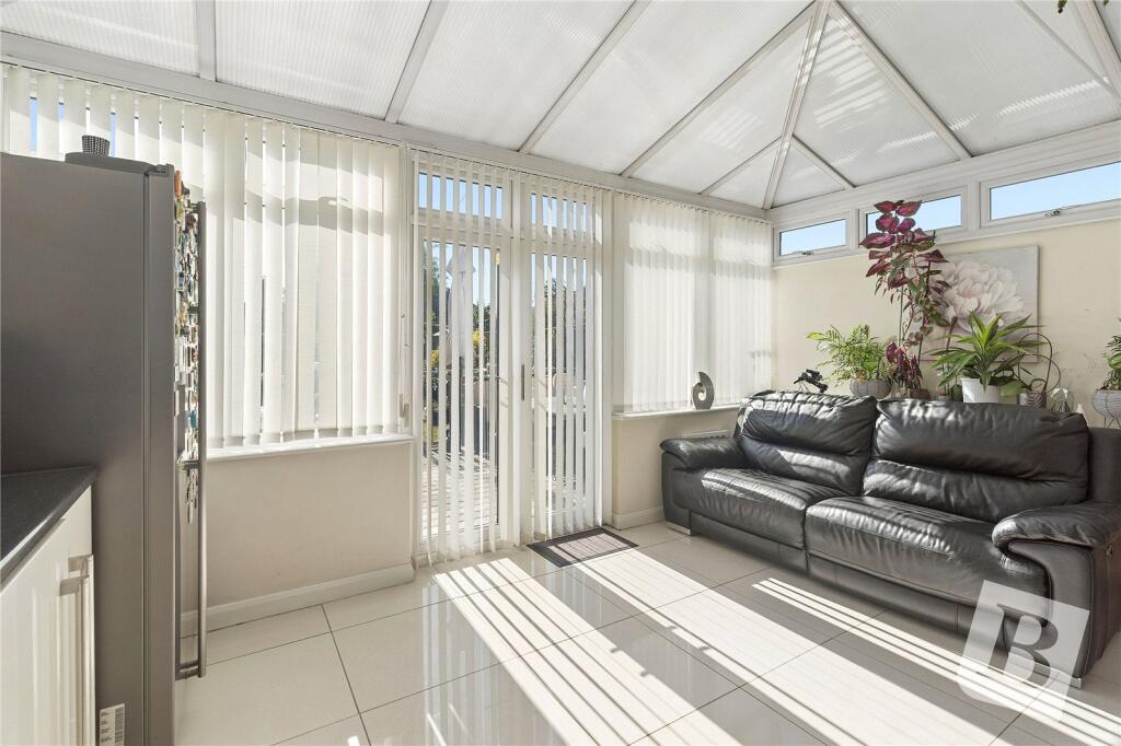 House in Romford - View 4