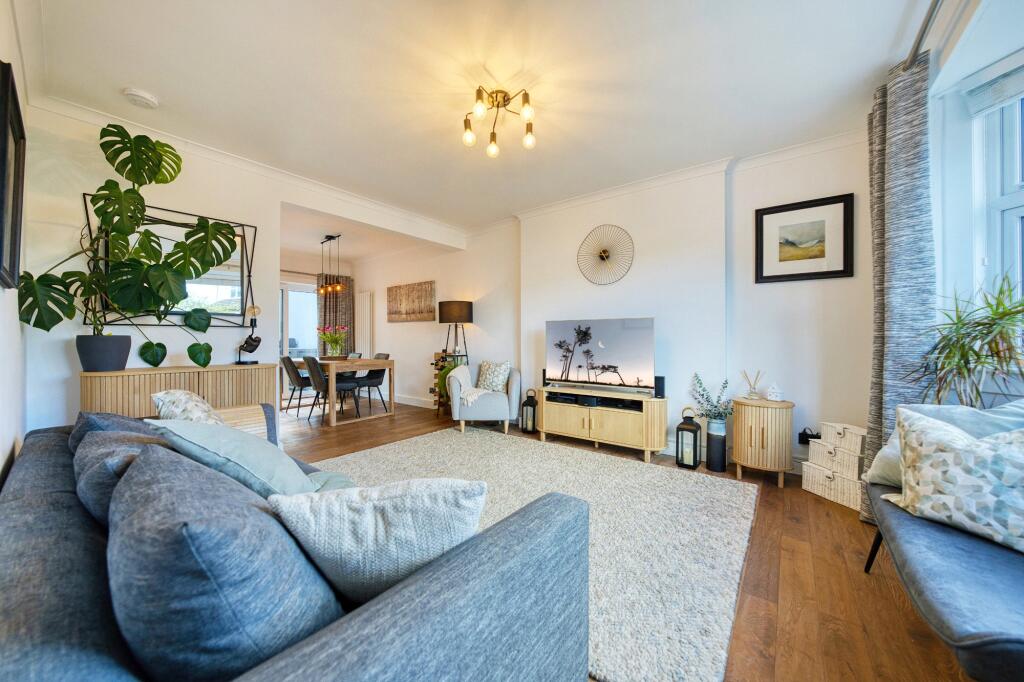Rowan Drive, Bearsden photo 4