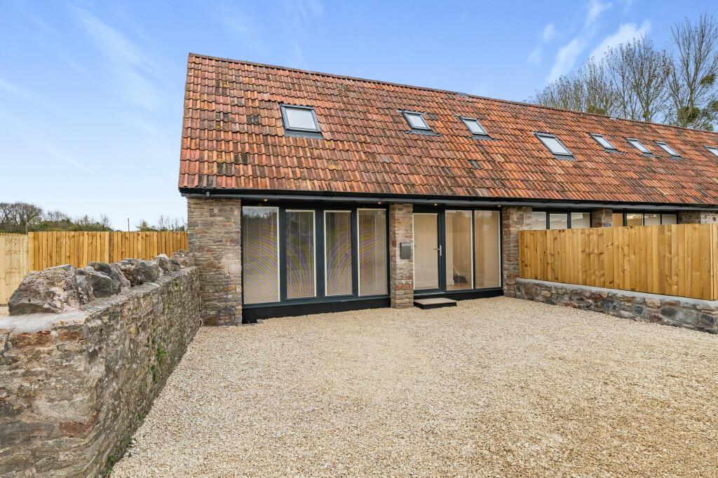 3-bed house on 1 Somerset Court, Brinsea, £485,000