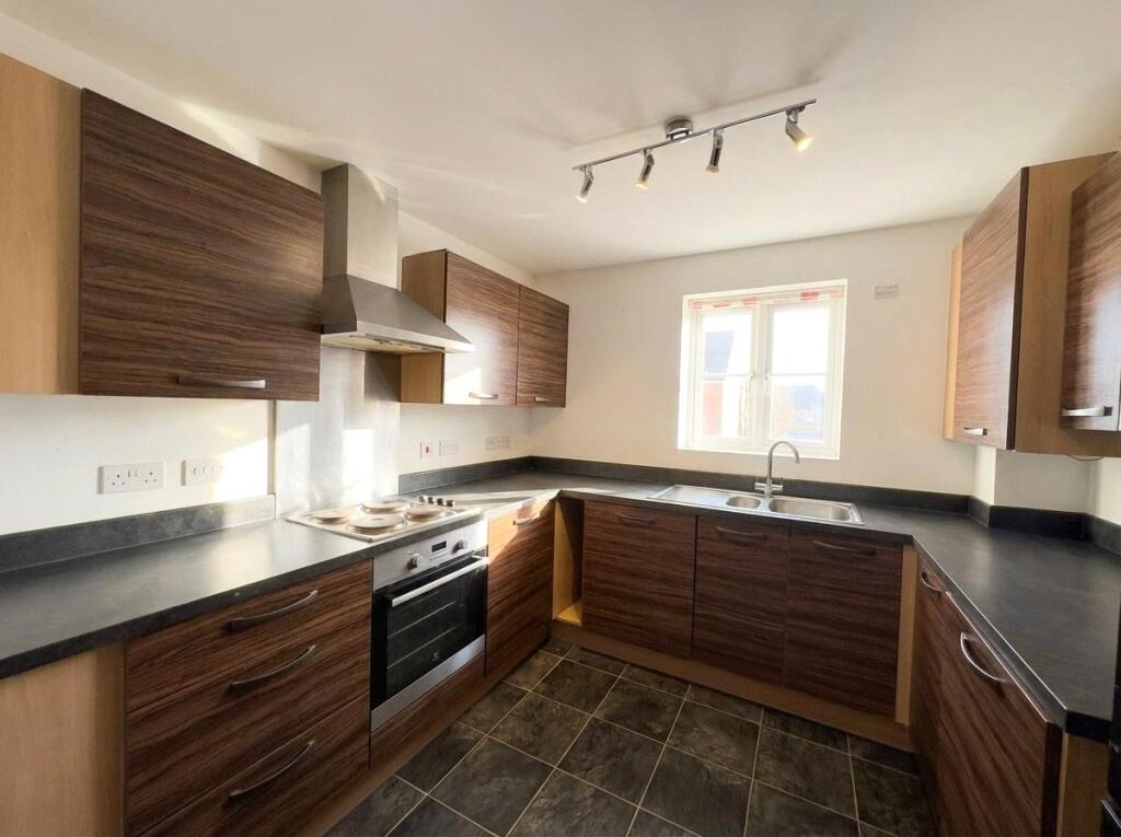 Chatham Road, Meon Vale, Stratford-upon-Avon, Warwickshire, CV37 photo 2