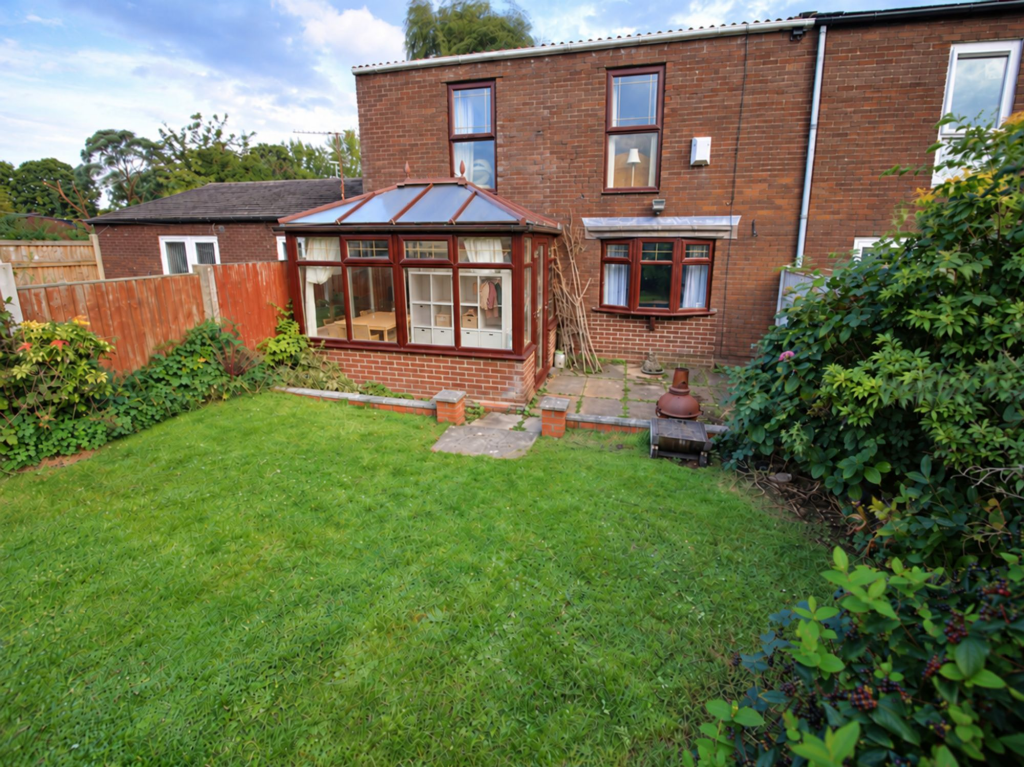 House in Runcorn, Halton Lea, Palacefields - View 2